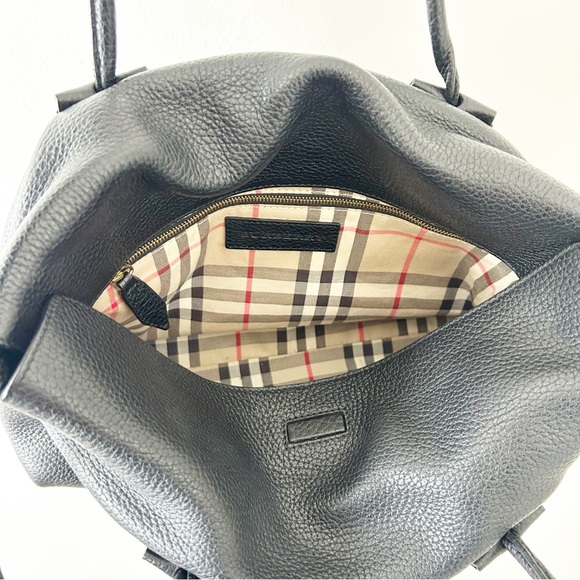 Burberry London Baynard Calfskin Black Pebbled Leather Handbag - Picture 6 of 10